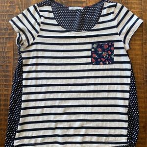 Women’s pocket tee